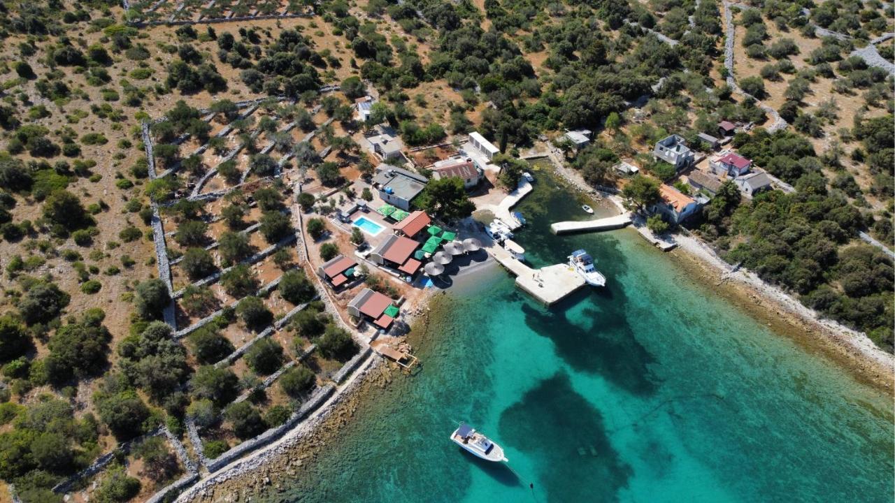 Beach House Danica - Resort & Tavern Bain, Free Transport, Pool, Island Of Zut - Kornati Pristanisce Exterior photo