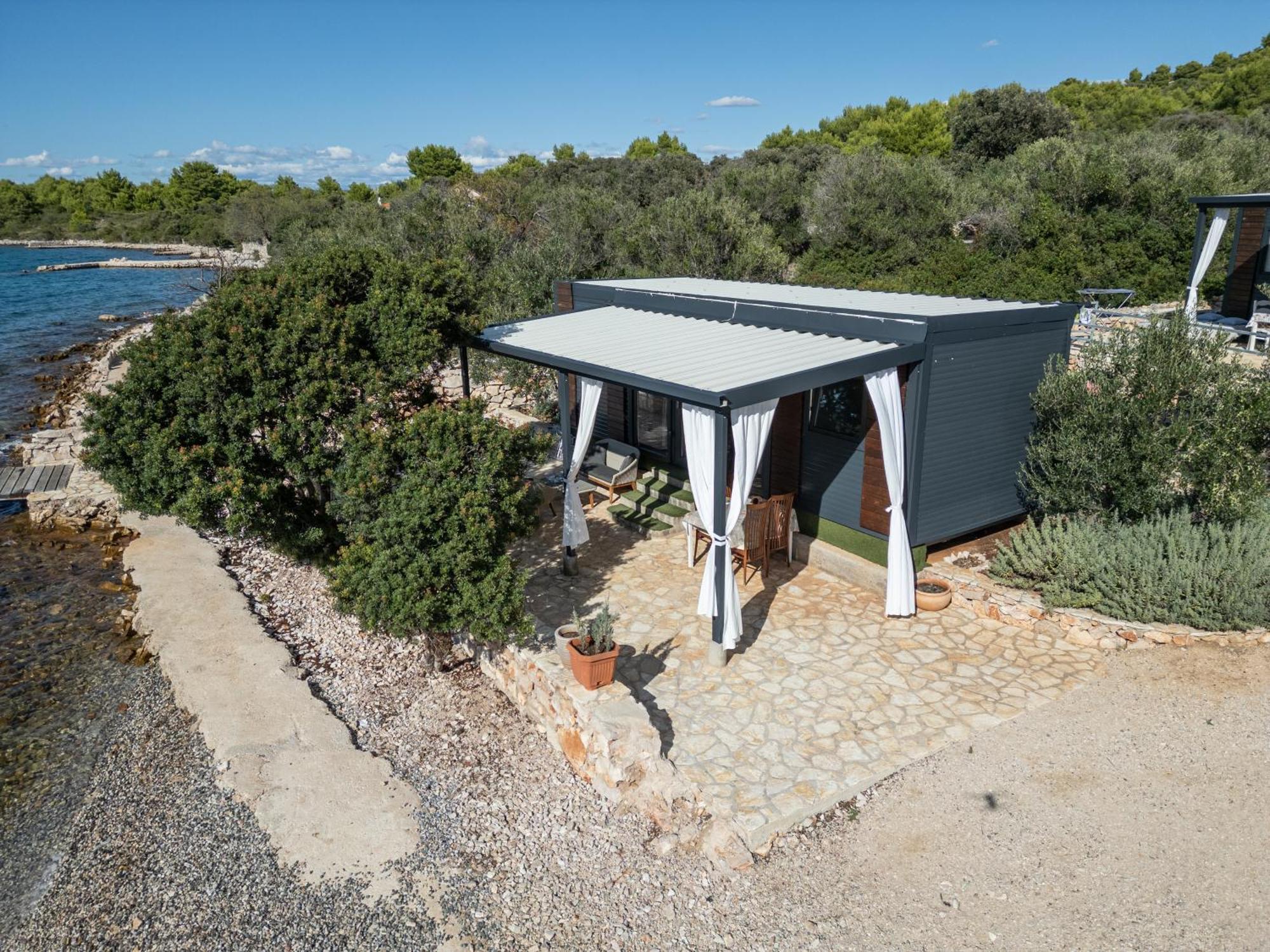Beach House Danica - Resort & Tavern Bain, Free Transport, Pool, Island Of Zut - Kornati Pristanisce Exterior photo